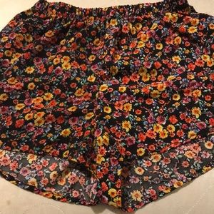 Black Flowery Pattern Shorts